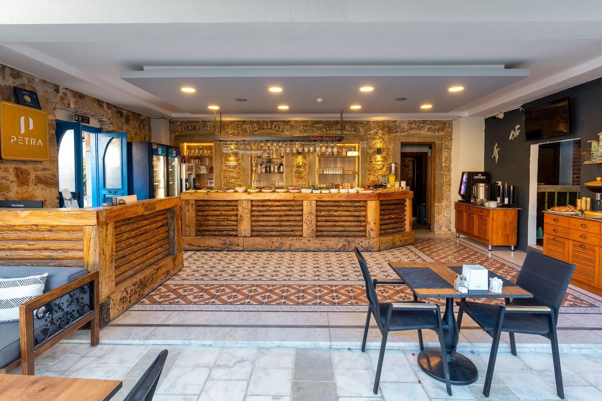 Akkan Luxury Hotel — 5