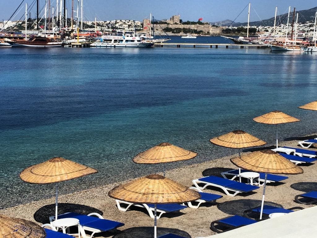 Akkan Beach Hotel — 3