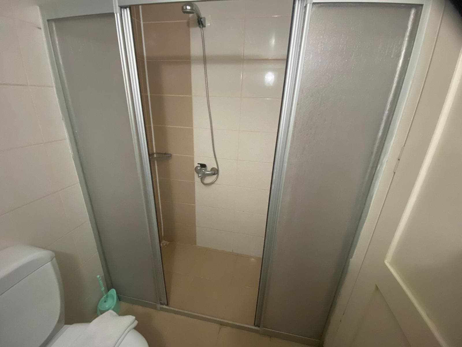 Aperion Beach  Hotel — 8